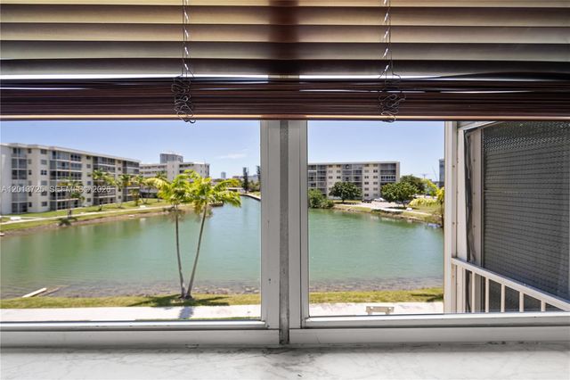2851 Leonard Drive J306, Aventura, FL 33160