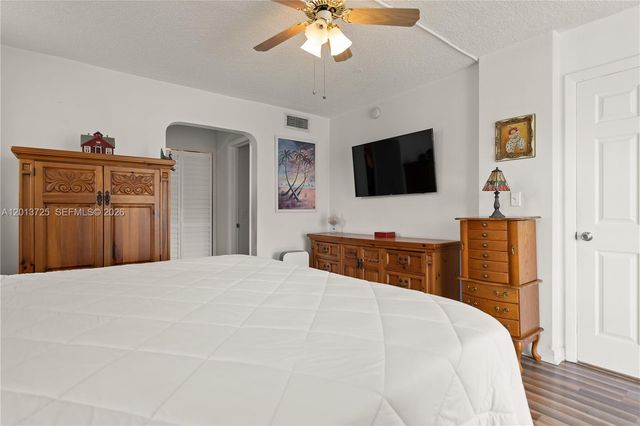2851 Leonard Drive J306, Aventura, FL 33160