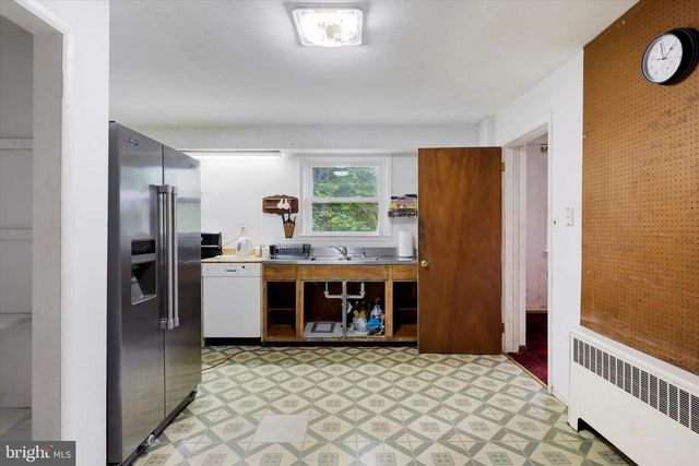 971 CORNWALLIS DR, West Chester, PA 19380