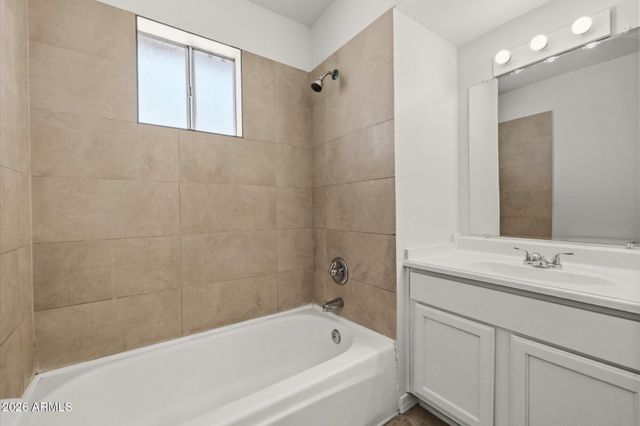4615 N 39TH Avenue 19, Phoenix, AZ 85019