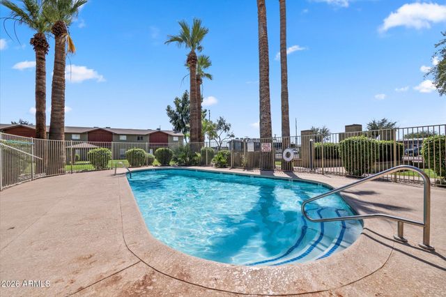 4615 N 39TH Avenue 19, Phoenix, AZ 85019