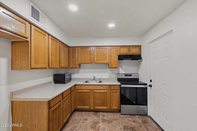 4615 N 39TH Avenue 19, Phoenix, AZ 85019