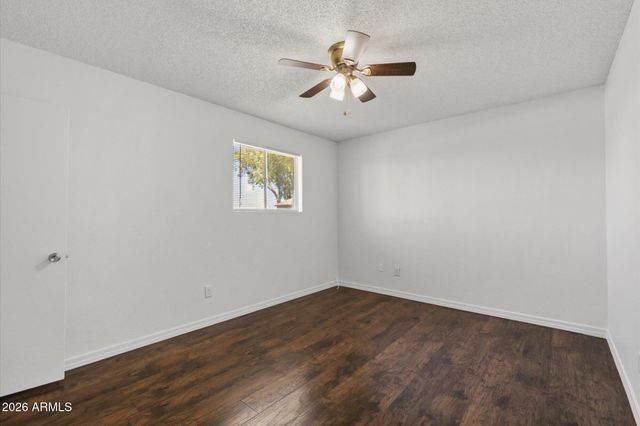 4615 N 39TH Avenue 19, Phoenix, AZ 85019