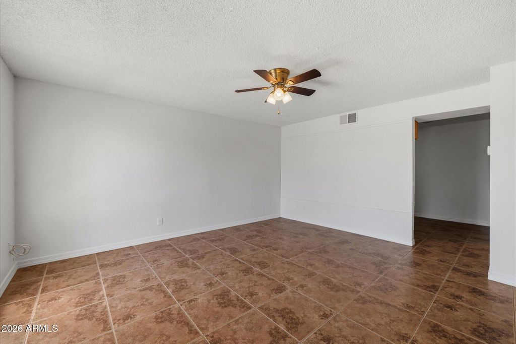 4615 N 39TH Avenue 19, Phoenix, AZ 85019 — photo 5