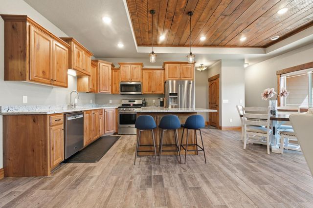 8393 Flower Trail, Breezy Point, MN 56472