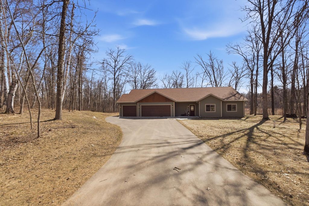8393 Flower Trail, Breezy Point, MN 56472