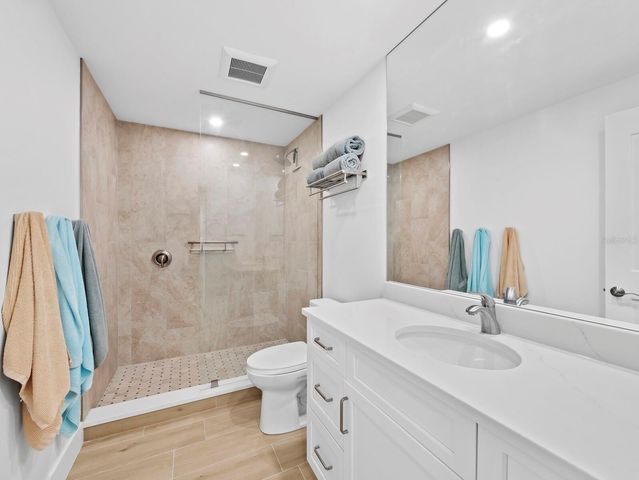 1135 GULF OF MEXICO DRIVE 605, Longboat Key, FL 34228