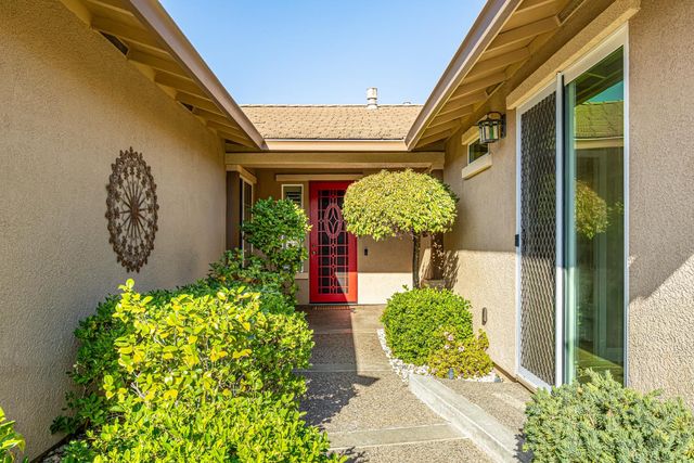 2823 Blue Heron Loop, Lincoln, CA 95648