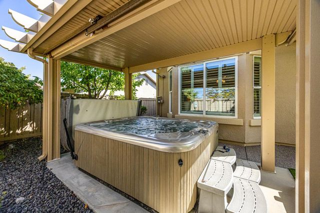 2823 Blue Heron Loop, Lincoln, CA 95648