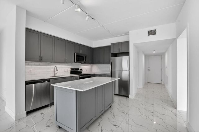 250 W Hidden Valley Boulevard 104, Boca Raton, FL 33487