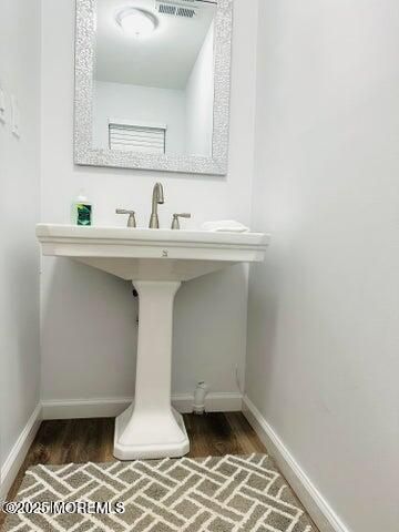 16 Gerard Place, Sayreville, NJ 08859