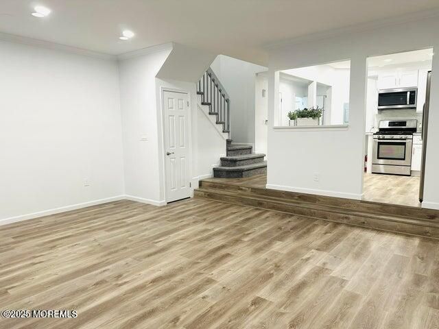 16 Gerard Place, Sayreville, NJ 08859