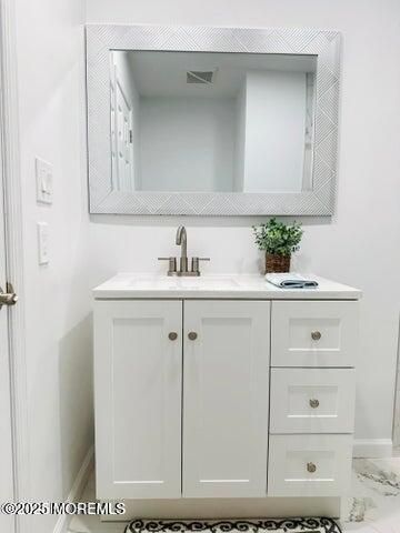 16 Gerard Place, Sayreville, NJ 08859