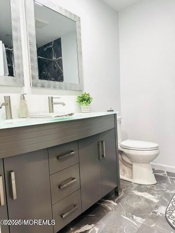 16 Gerard Place, Sayreville, NJ 08859