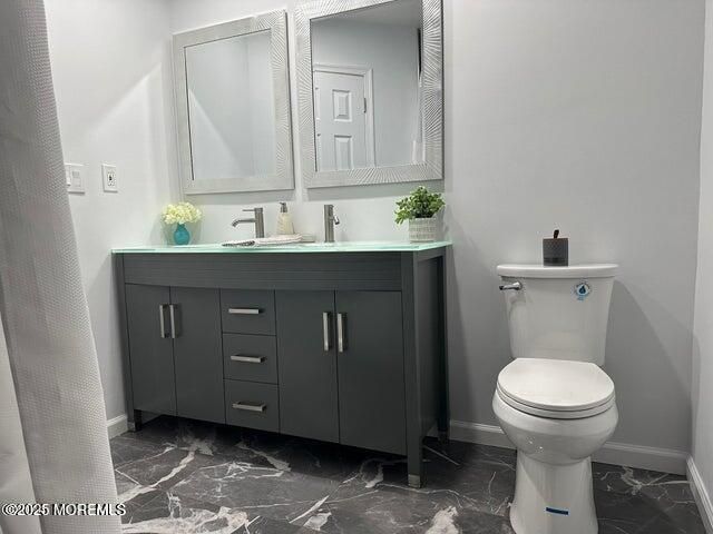 16 Gerard Place, Sayreville, NJ 08859