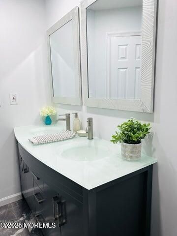 16 Gerard Place, Sayreville, NJ 08859