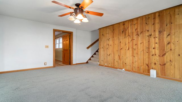 8540 Manchester Road, Capron, IL 61012