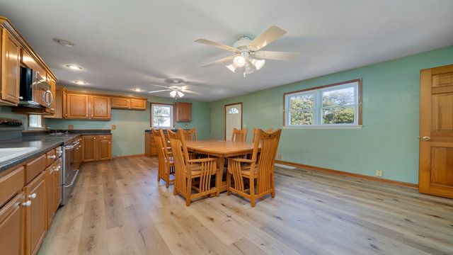 8540 Manchester Road, Capron, IL 61012