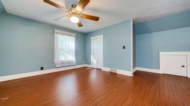 8540 Manchester Road, Capron, IL 61012