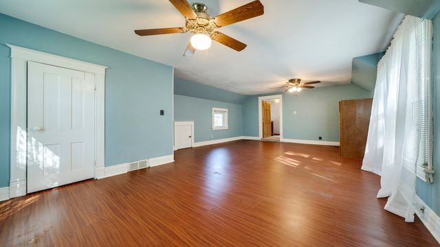 8540 Manchester Road, Capron, IL 61012