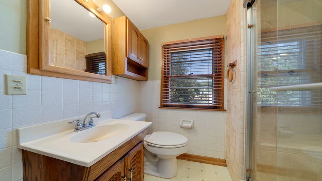 8540 Manchester Road, Capron, IL 61012