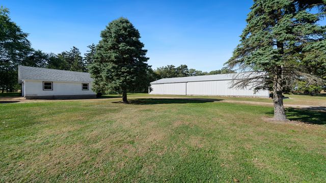 8540 Manchester Road, Capron, IL 61012