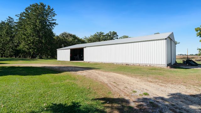 8540 Manchester Road, Capron, IL 61012