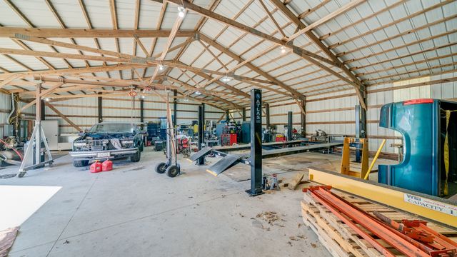 8540 Manchester Road, Capron, IL 61012