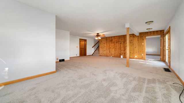 8540 Manchester Road, Capron, IL 61012