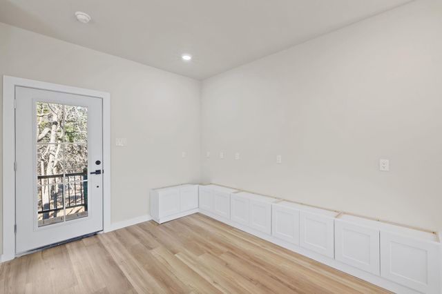 28 Wood Glen DR, Wimberley, TX 78676