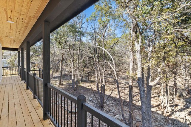 28 Wood Glen DR, Wimberley, TX 78676