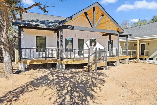 28 Wood Glen DR, Wimberley, TX 78676