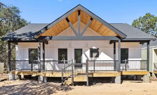 28 Wood Glen DR, Wimberley, TX 78676