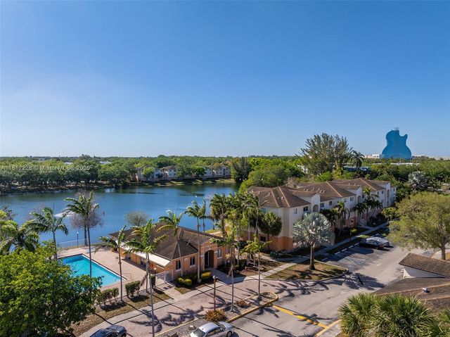 3690 N 56th Ave 948, Hollywood, FL 33021
