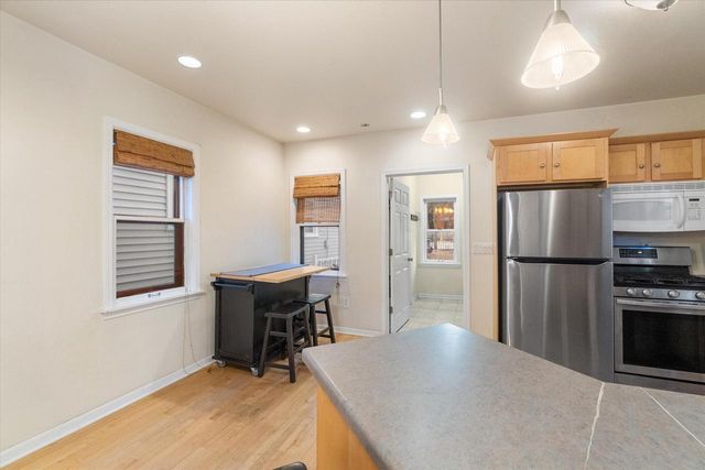 1751 N Franklin PLACE, Milwaukee, WI 53202