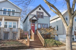 1751 N Franklin PLACE, Milwaukee, WI 53202