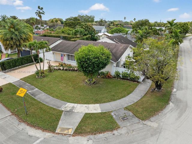 10230 SW 130th Ave, Miami, FL 33186