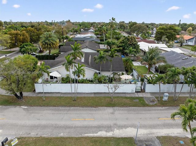 10230 SW 130th Ave, Miami, FL 33186