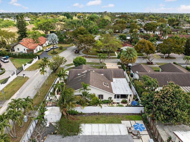 10230 SW 130th Ave, Miami, FL 33186