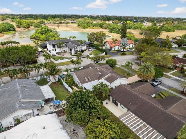 10230 SW 130th Ave, Miami, FL 33186