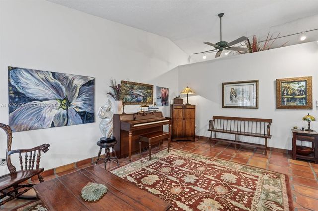 10230 SW 130th Ave, Miami, FL 33186