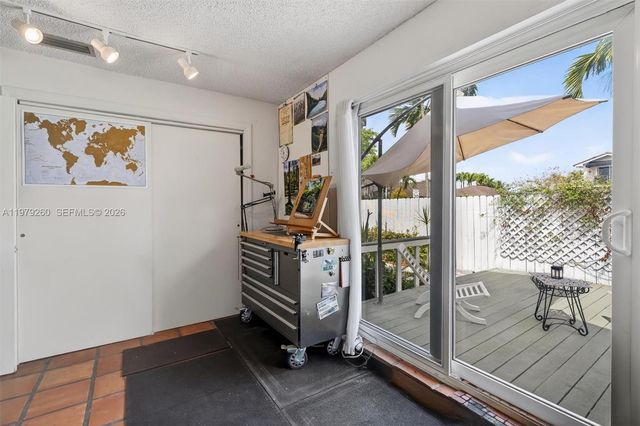 10230 SW 130th Ave, Miami, FL 33186