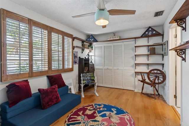 10230 SW 130th Ave, Miami, FL 33186