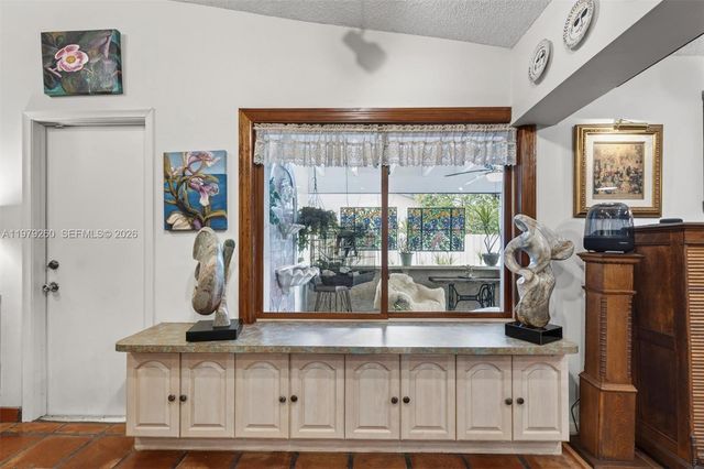 10230 SW 130th Ave, Miami, FL 33186