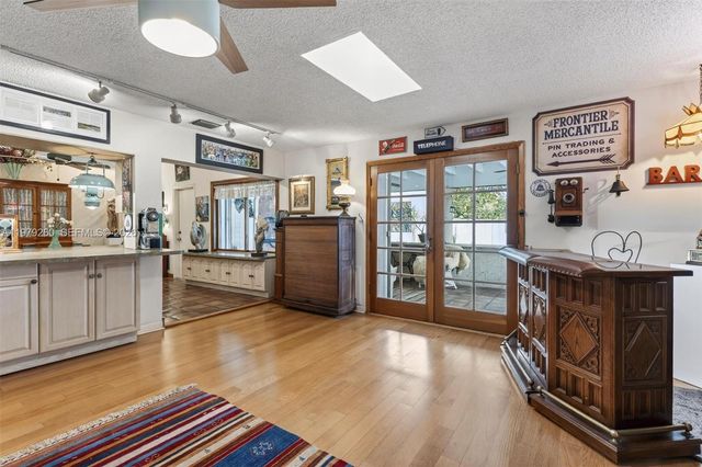 10230 SW 130th Ave, Miami, FL 33186