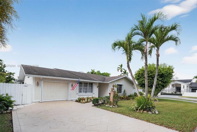 10230 SW 130th Ave, Miami, FL 33186