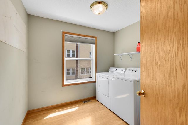 2116 2nd Avenue N, Minneapolis, MN 55405