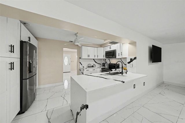 2910 W BURKE STREET, Tampa, FL 33614