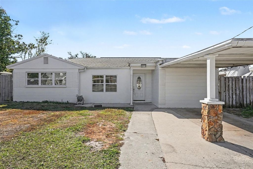 2910 W BURKE STREET, Tampa, FL 33614