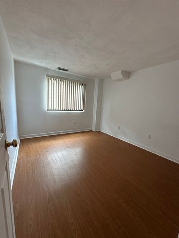 1600 Massachusetts Ave 308, Cambridge, MA 02138